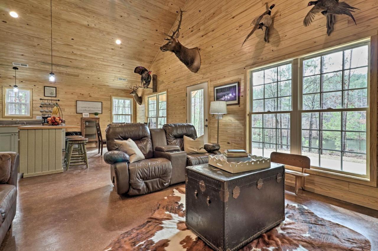 Peaceful Family Cabin On 10 Acres With Game Room! Heflin Kültér fotó