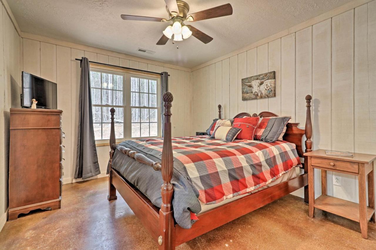 Peaceful Family Cabin On 10 Acres With Game Room! Heflin Kültér fotó